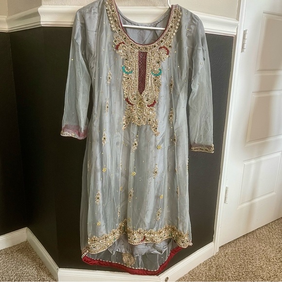 Handmade Beaded Embroidered Dress Pakistani Indian Bollywood Wear Party wear 3pc - Picture 3 of 7